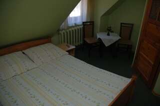 Мини-отель Zajazd Rzepicha Biskupice Двухместный номер с 1 кроватью и собственной ванной комнатой-3